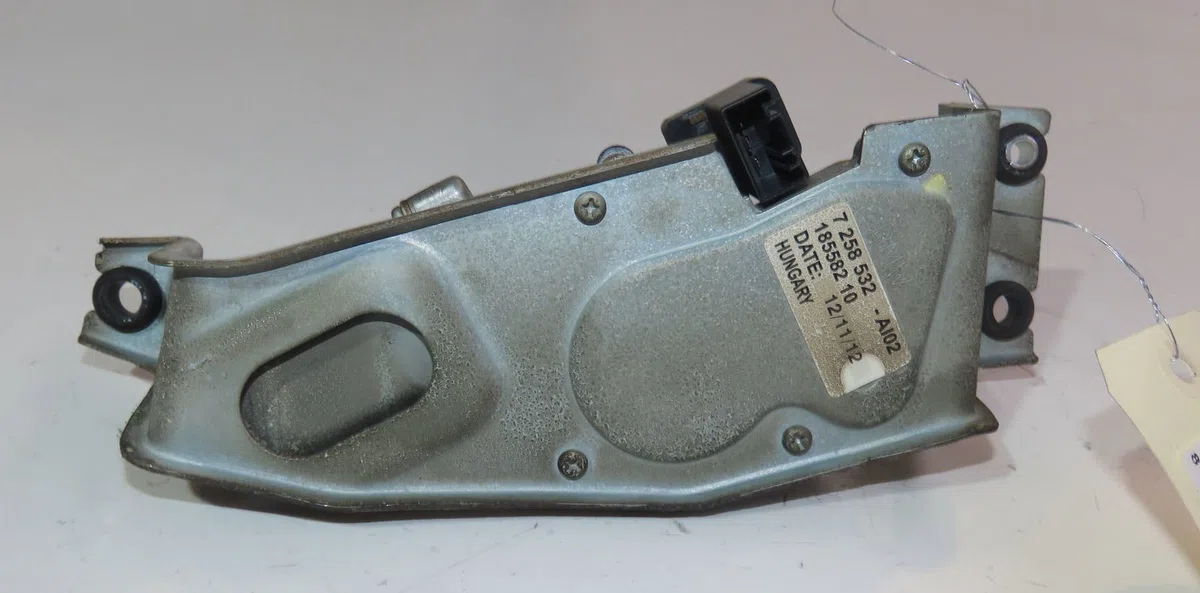 Moteur essuie-glace arrière Bmw 1 (F20) 116 d (2012-2015) occasion