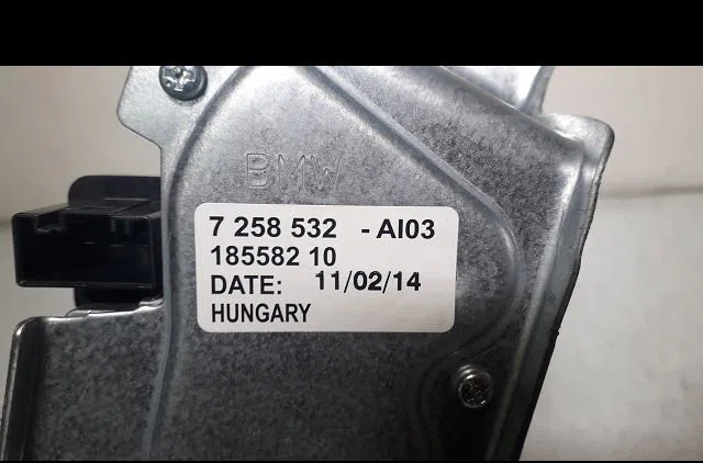Moteur essuie-glace arrière Bmw 1 (F21) 116 d (2011) occasion