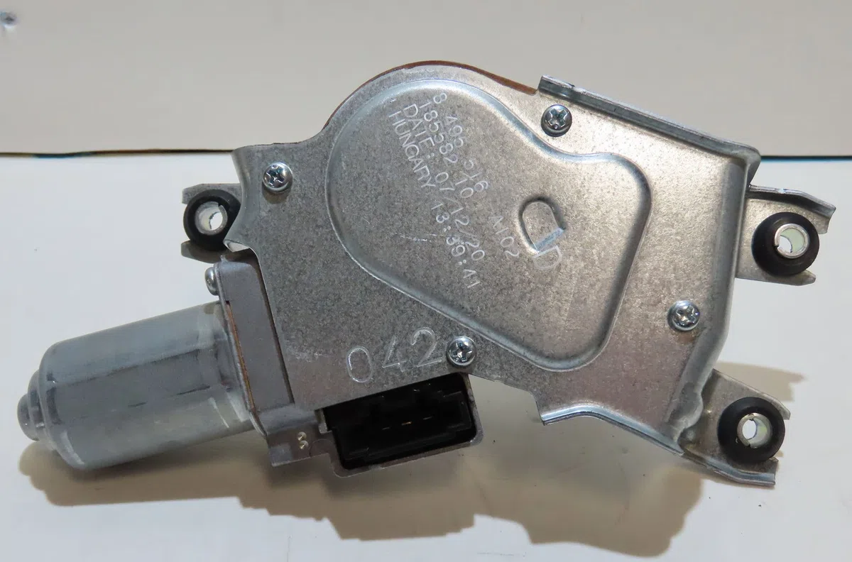 Moteur essuie-glace arrière Bmw 1 (F40) 118 d (2019) occasion
