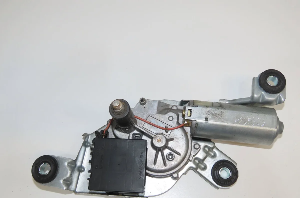 Moteur essuie-glace arrière Bmw X3 (E83) 2.0 d (2004-2007) occasion