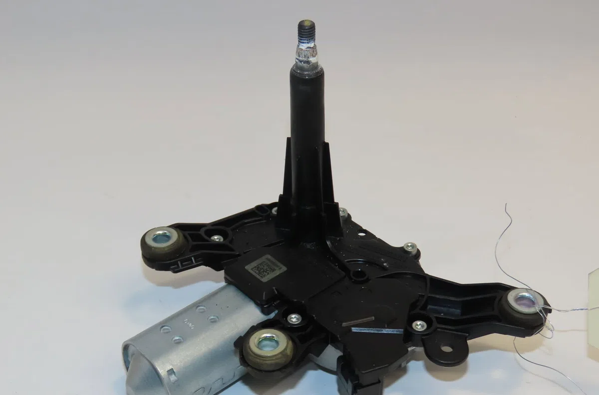 Moteur essuie-glace arrière Dacia DUSTER (HS_) 1.5 dci (2010-2018) occasion