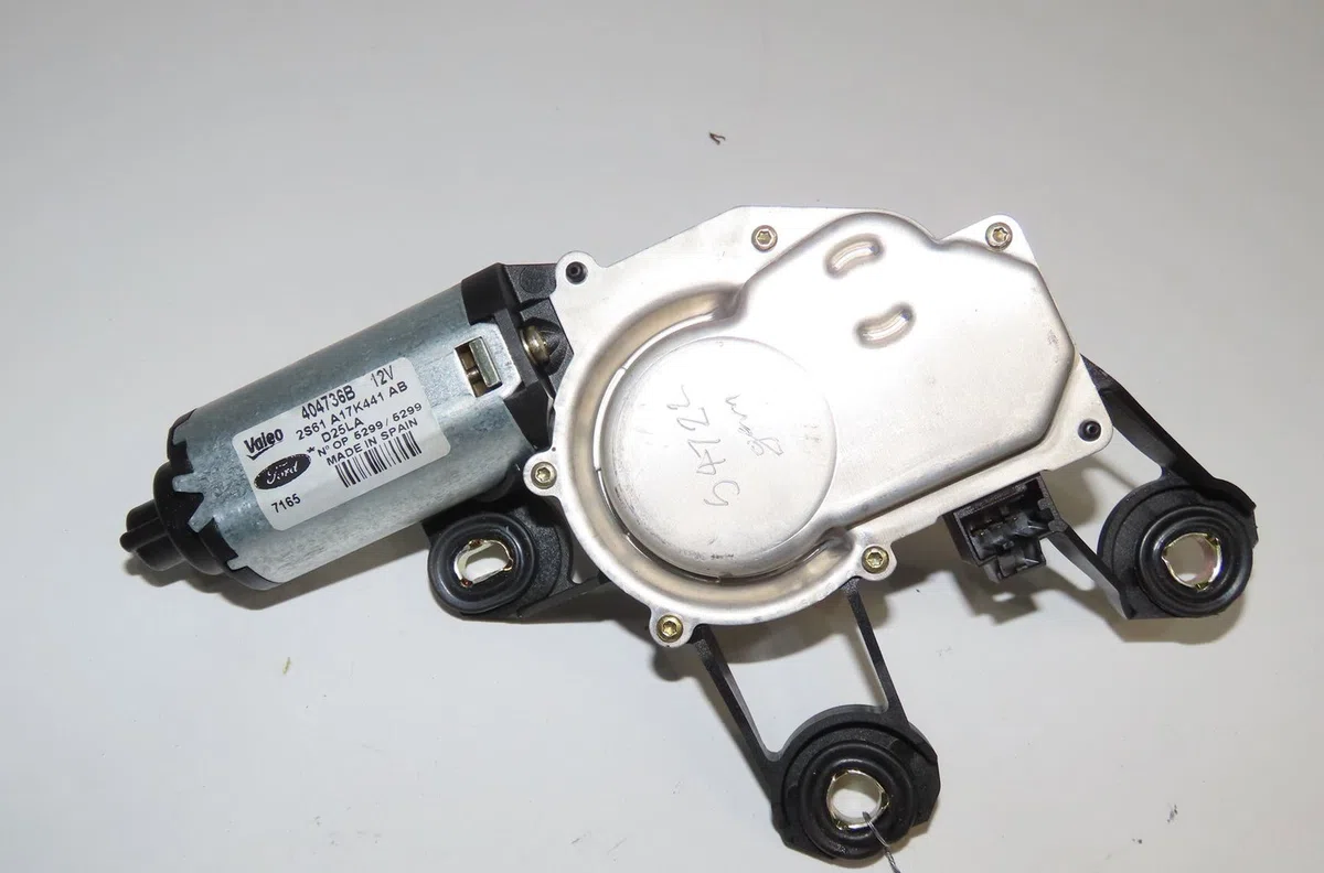 Moteur essuie-glace arrière Ford FIESTA V (JH_, JD_) 1.3 (2001-2008) 3 portes occasion