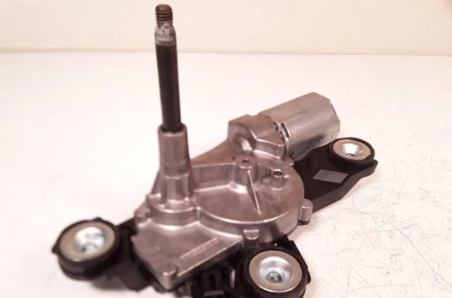 Moteur essuie-glace arrière Ford FOCUS II Turnier (DA_, FFS, DS) 1.8 tdci (2004-2012) occasion