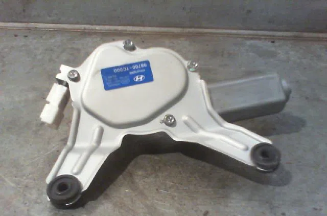 Moteur essuie-glace arrière HYUNDAI GETZ Phase 1 09-2002--11-2005 occasion
