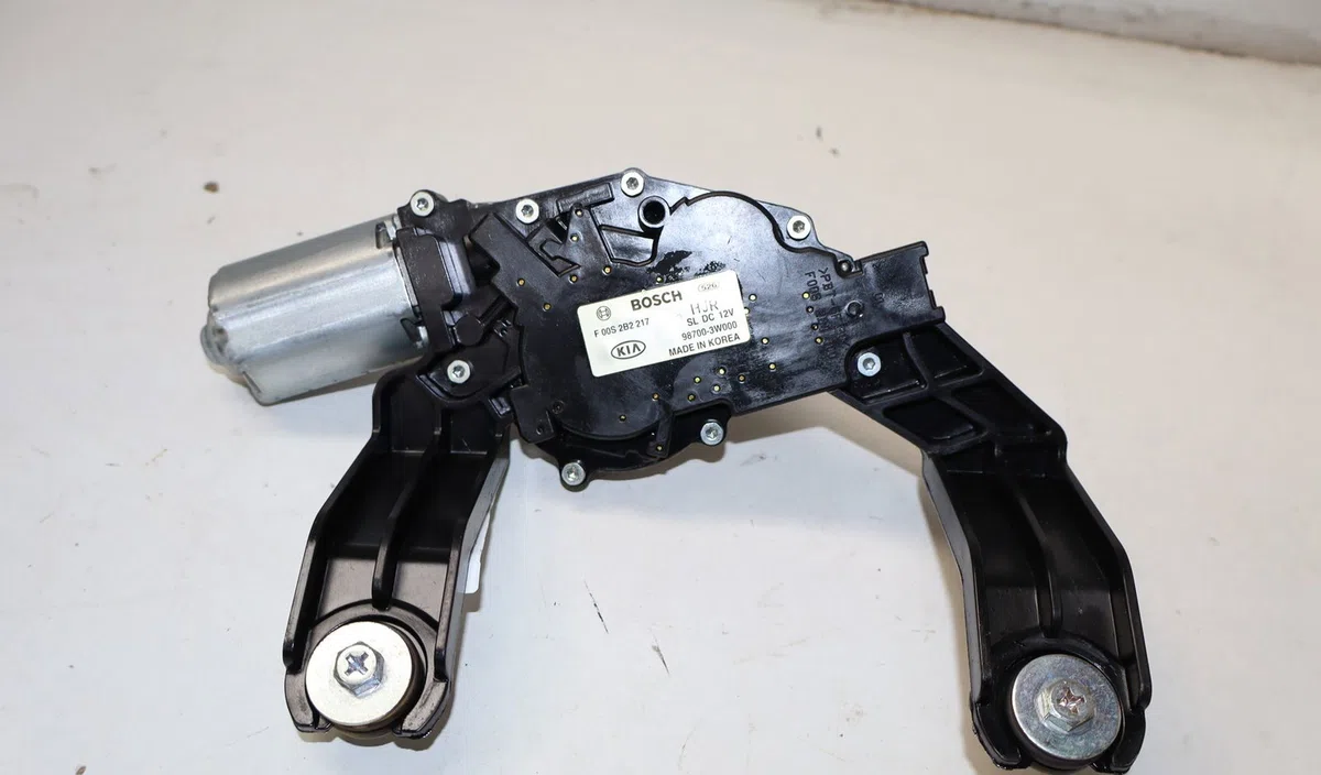 Moteur essuie-glace arrière Kia SPORTAGE III (SL) 1.7 crdi (2010) occasion