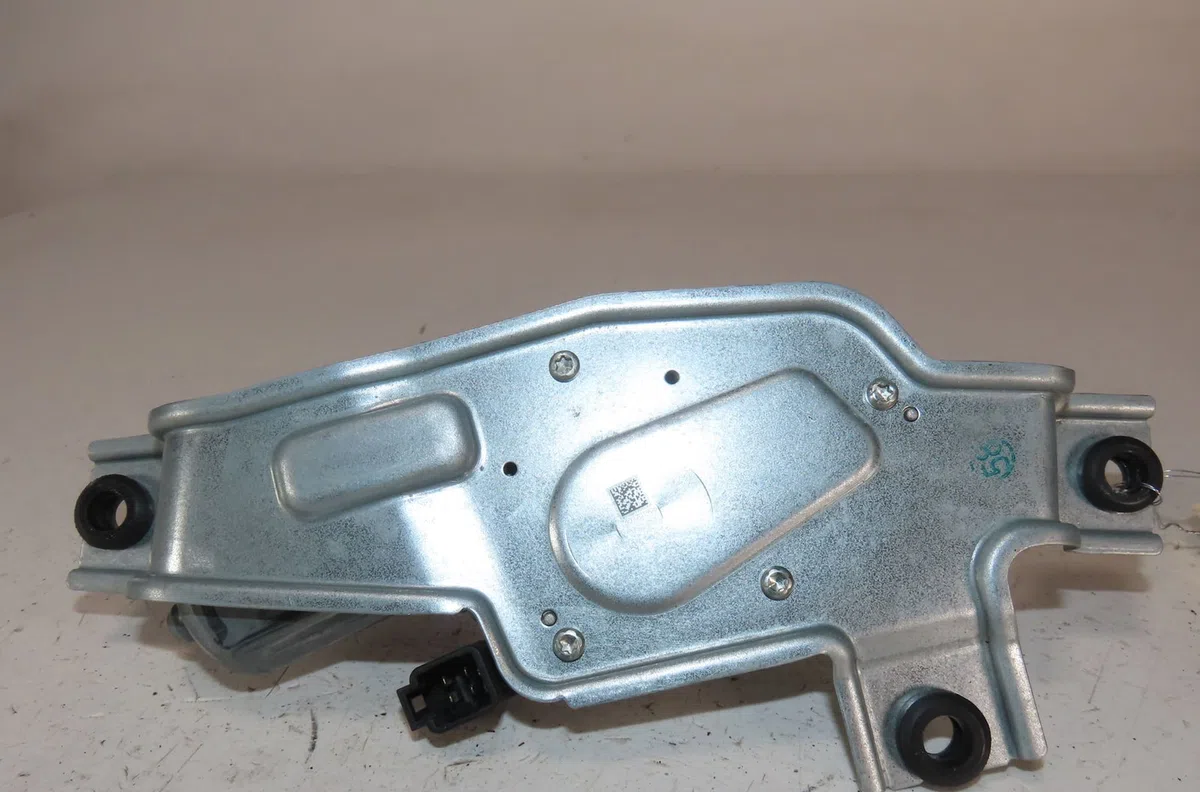 Moteur essuie-glace arrière Land rover DISCOVERY SPORT (L550) 2.0 d 4x4 (2014) occasion
