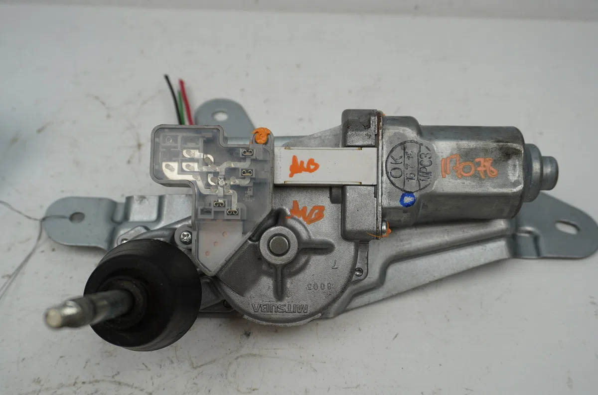 Moteur essuie-glace arrière Nissan MICRA IV (K13K) 1.2 (2010-2015) occasion