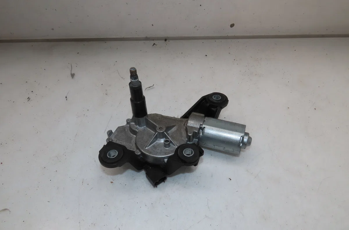 Moteur essuie-glace arrière Nissan QASHQAI - QASHQAI 2 I (J10, NJ10, JJ10E) 1.6 dci traction intégrale (2011-2013) occas
