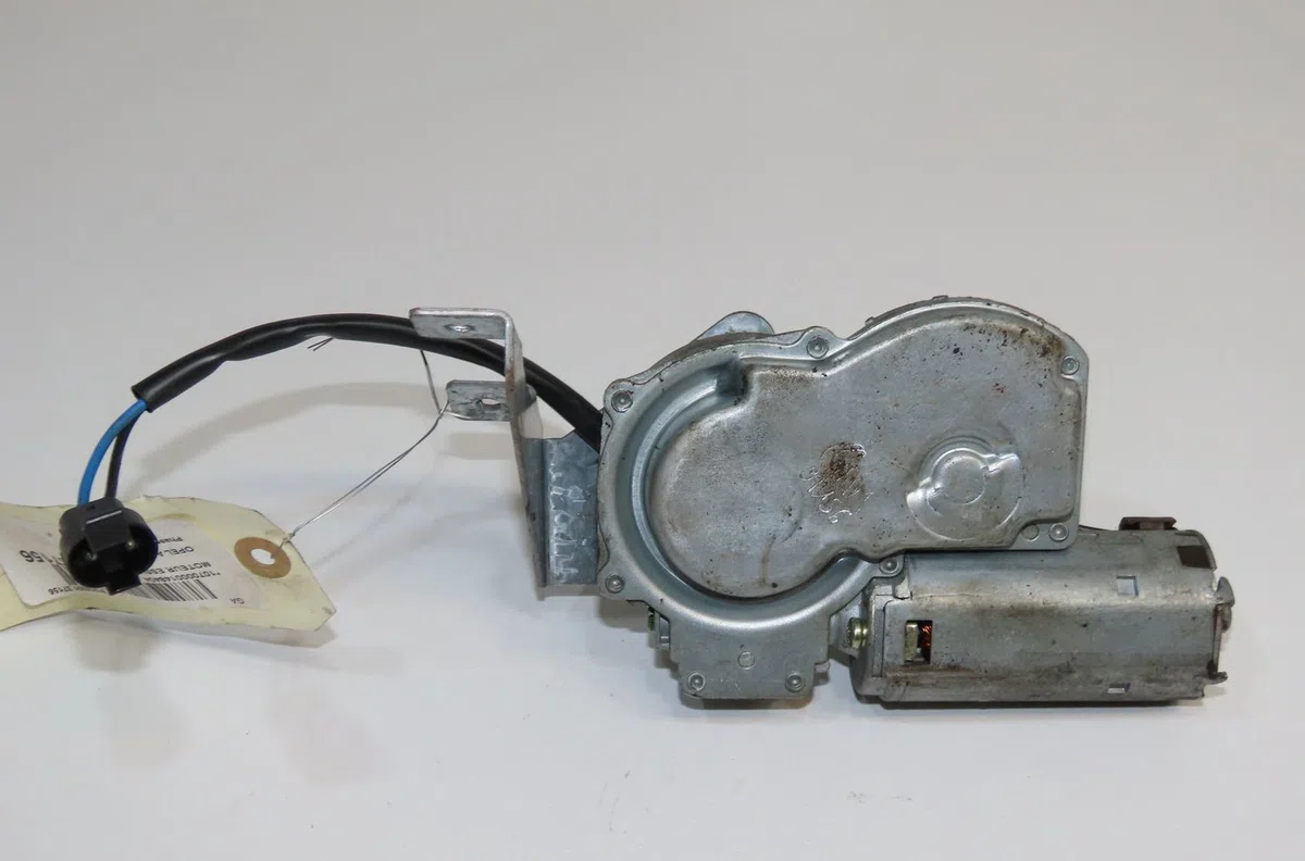 Moteur essuie-glace arrière Opel ASTRA F 3-5 portes (T92) 1.7 tds (f08, m08, f68, m68) (1991-1998) occasion