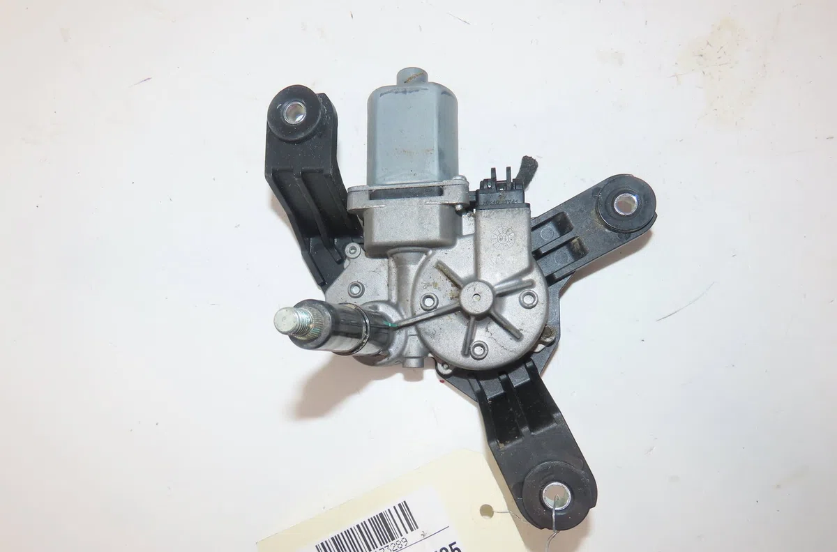 Moteur essuie-glace arrière Opel ASTRA K (B16) 1.4 turbo (68) (2015) occasion