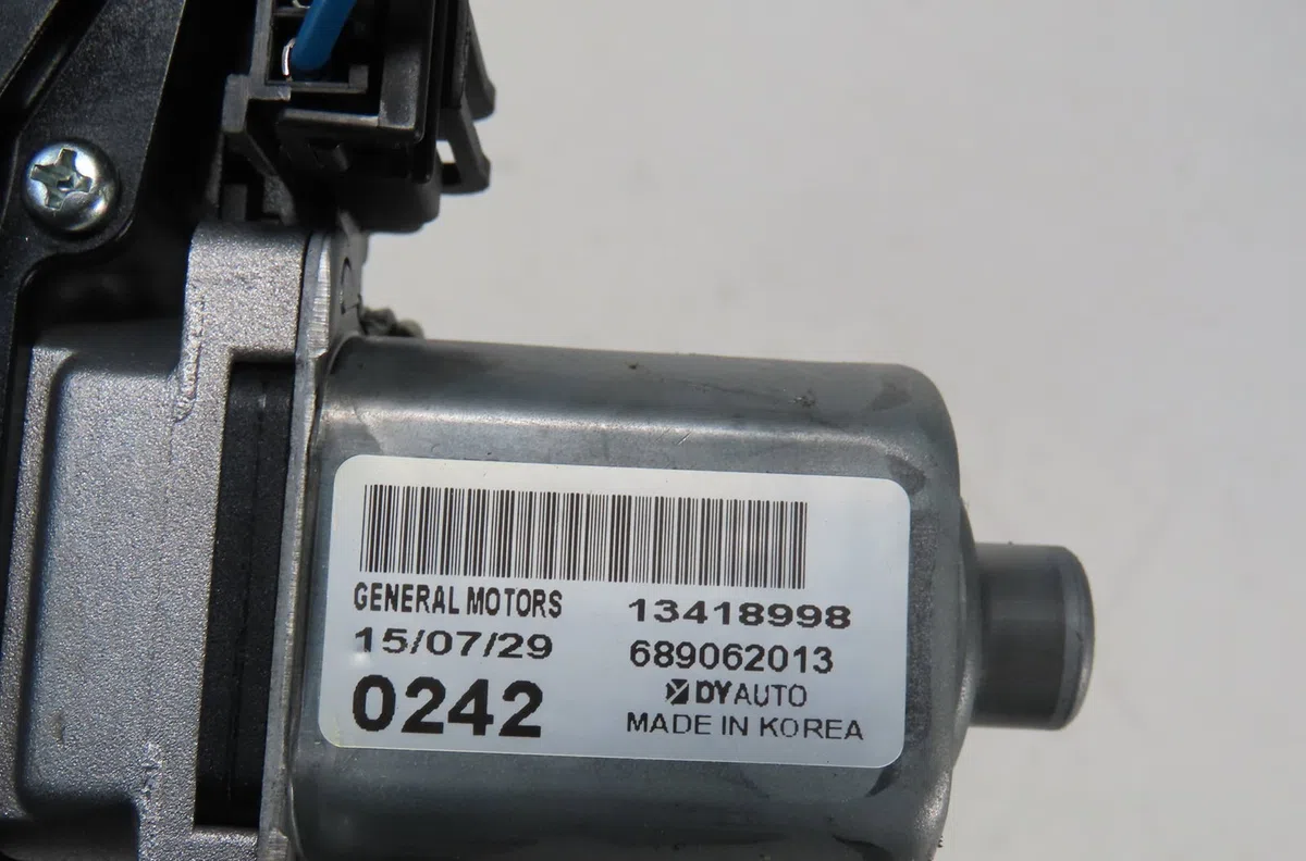 Moteur essuie-glace arrière Opel ASTRA K (B16) 1.4 turbo (68) (2015) occasion