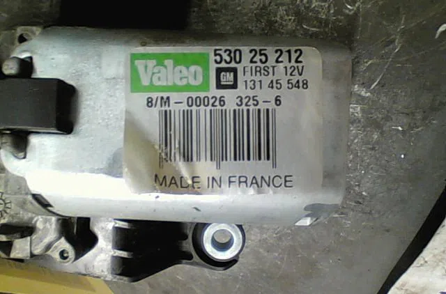 Moteur essuie-glace arrière Opel ZAFIRA - ZAFIRA FAMILY B (A05) 1.9 cdti (m75) (2005-2015) 5 portes occasion