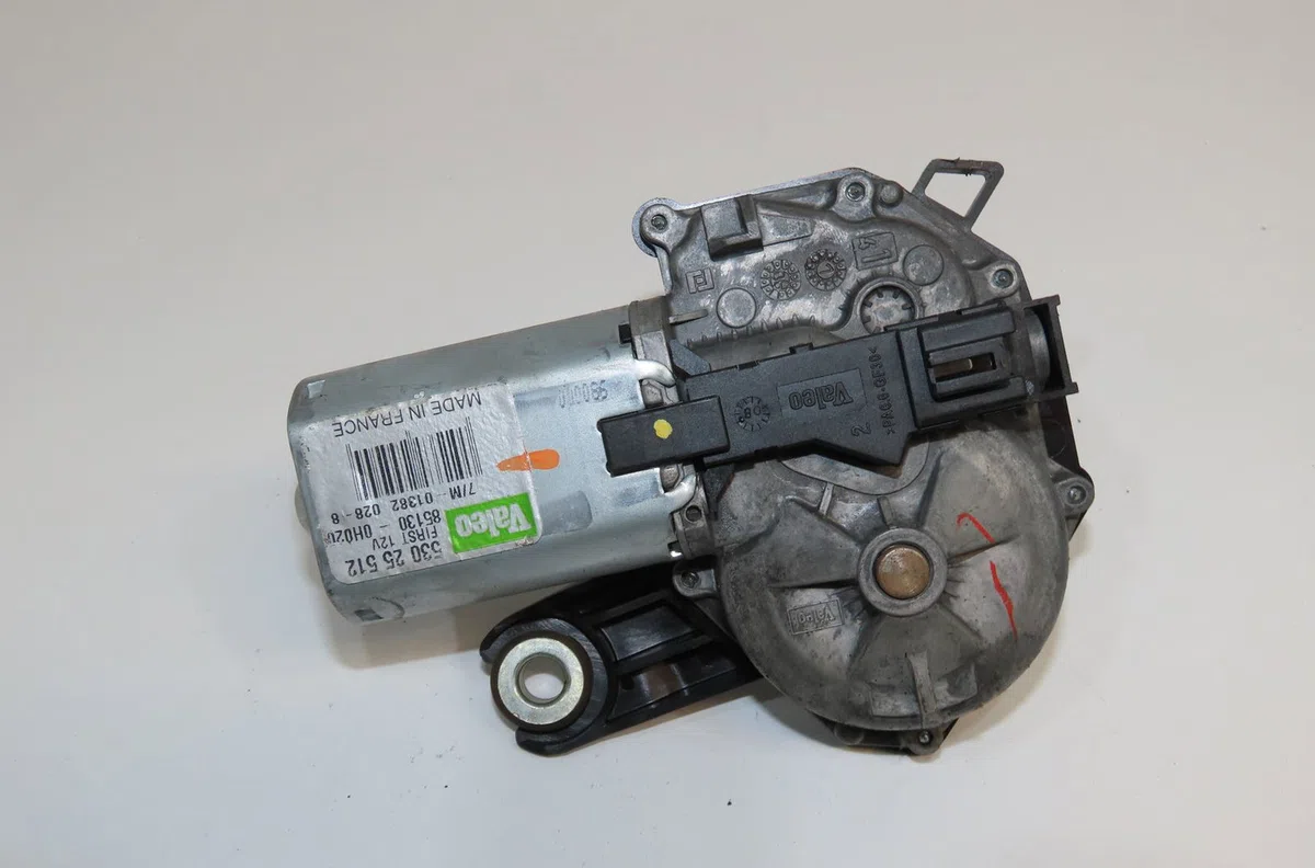 Moteur essuie-glace arrière Peugeot 107 (PM_, PN_) 1.0 (2005-2014) 3 portes occasion