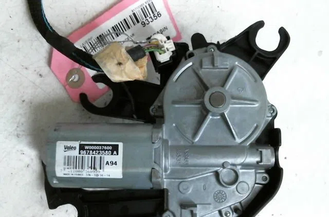 Moteur essuie-glace arrière Peugeot 2008 I (CU_) 1.6 hdi (2013) occasion