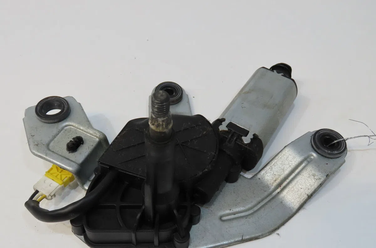 Moteur essuie-glace arrière Peugeot 206 3-5 portes (2A-C) 1.4 16v (2003-2008) occasion