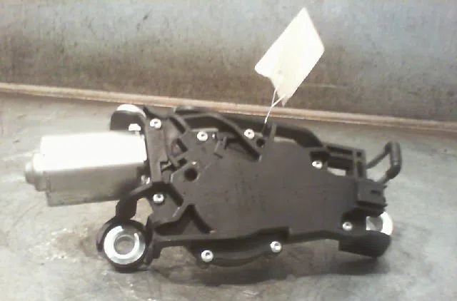 Moteur essuie-glace arrière Peugeot 206 SW (2E-K) 2.0 hdi (2002-2007) occasion