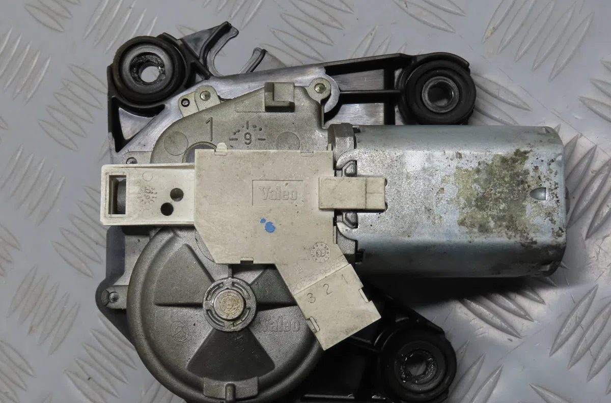 Moteur essuie-glace arrière Peugeot 207 SW (WK_) 1.6 hdi (2007-2012) 5 portes occasion