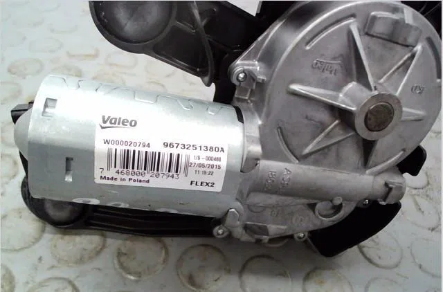 Moteur essuie-glace arrière Peugeot 208 I (CA_, CC_) 1.4 hdi (2012) 3 portes occasion