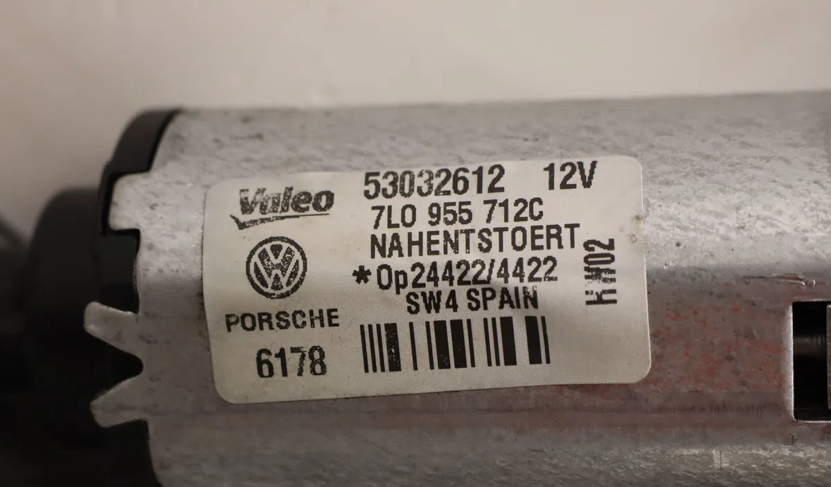 Moteur essuie-glace arrière Porsche CAYENNE (9PA) Turbo s 4.8 (2007-2010) occasion
