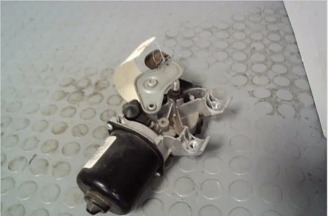 Moteur essuie-glace arrière Renault CLIO III (BR0-1, CR0-1) 1.5 dci (2010-2014) 5 portes occasion
