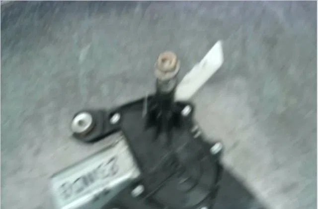 Moteur essuie-glace arrière Renault CLIO III Grandtour (KR0-1_) 1.5 dci (2010-2012) 5 portes occasion