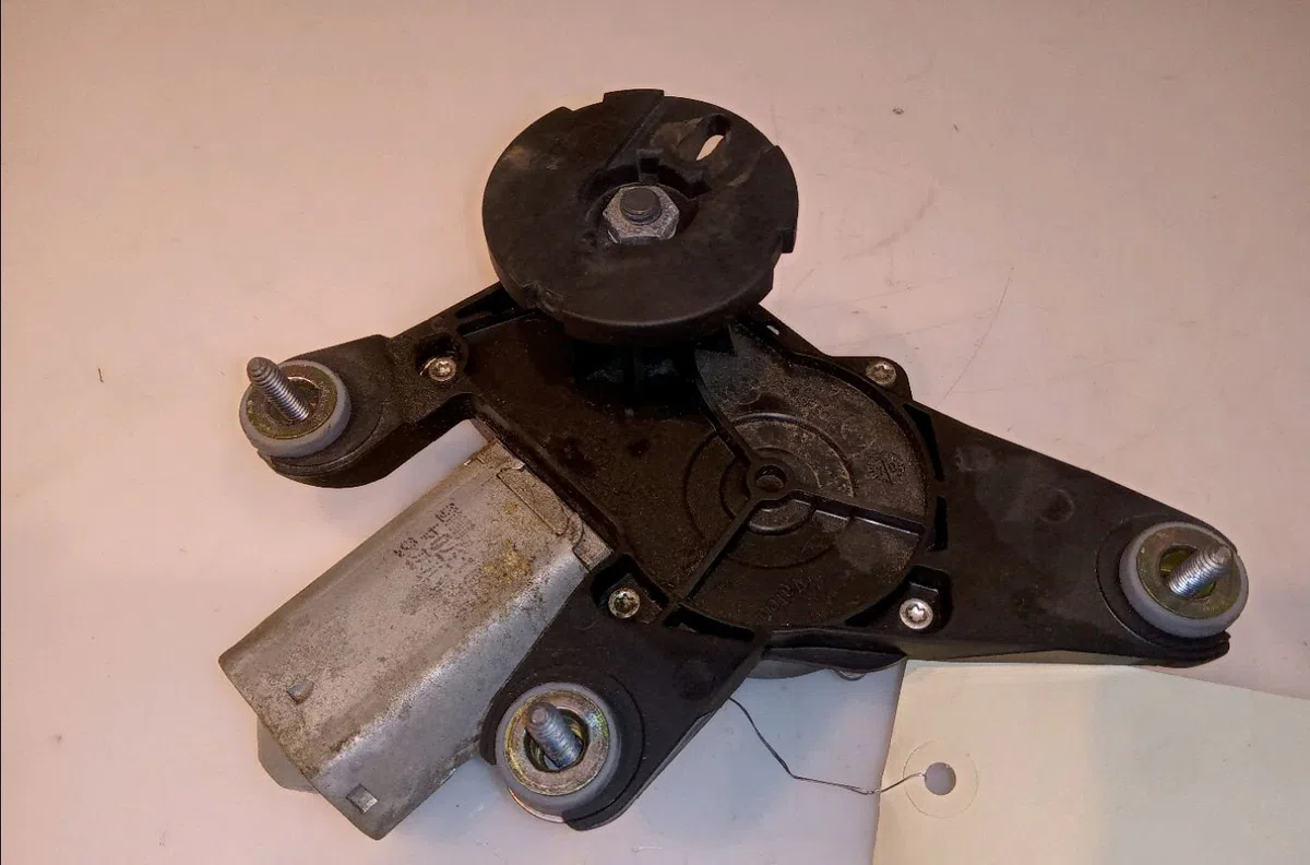 Moteur essuie-glace arrière Renault LAGUNA II Grandtour (KG0-1_) 2.0 dci (kg1t) (2005-2006) occasion