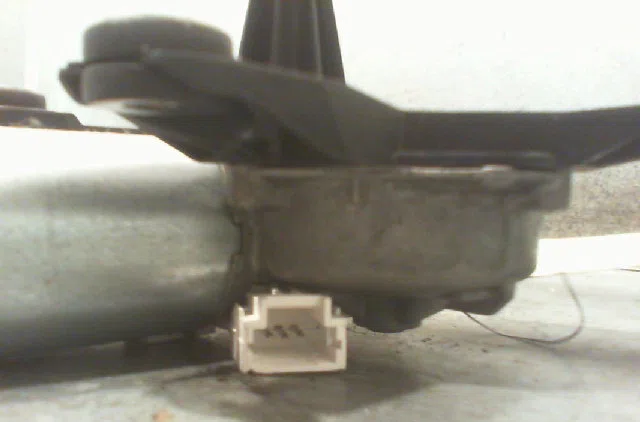 Moteur essuie-glace arrière RENAULT SCENIC II Phase 1 03-2004--09-2006 occasion