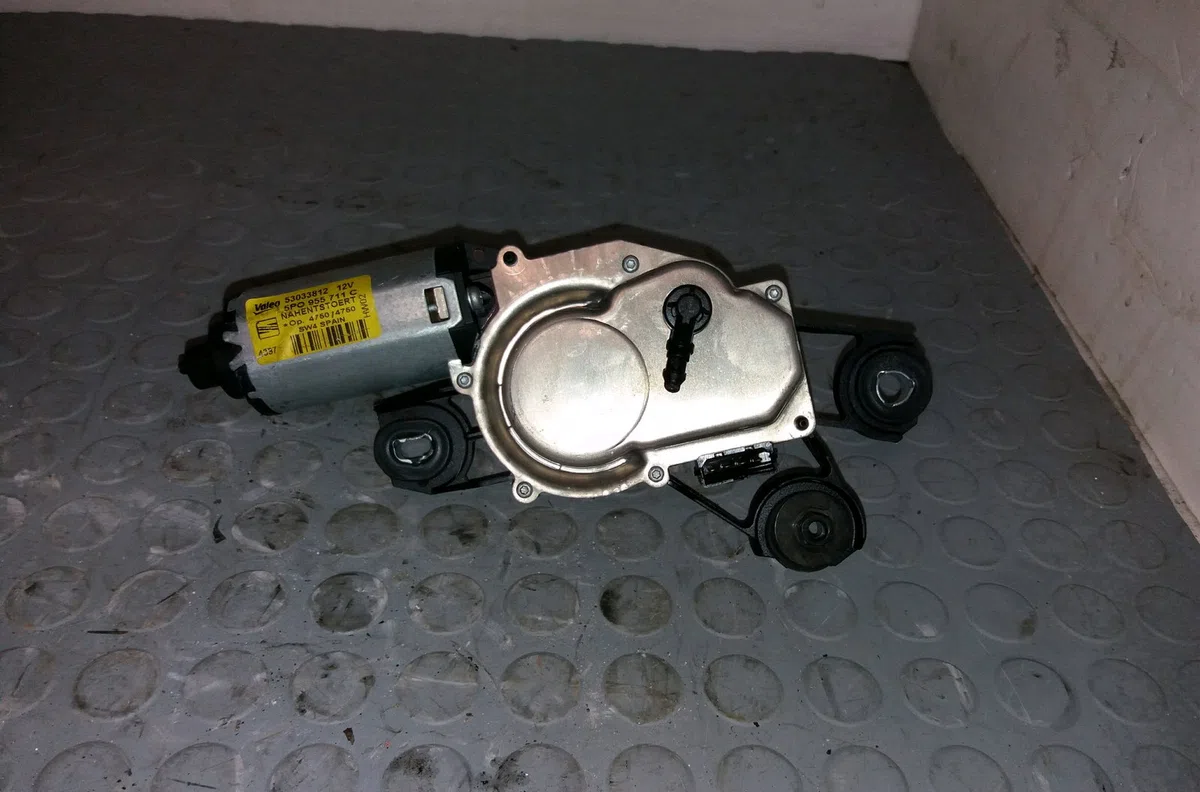 Moteur essuie-glace arrière Seat LEON (1P1) 2.0 tdi 16v (2005-2012) occasion