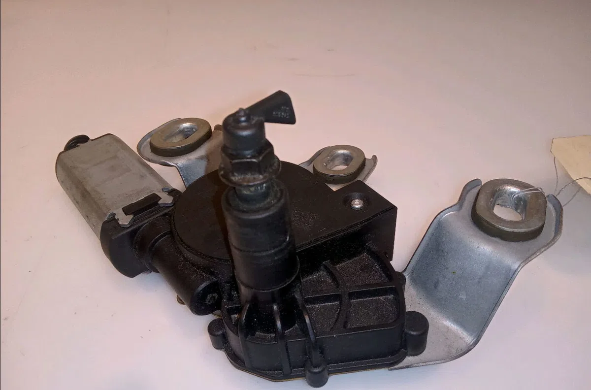 Moteur essuie-glace arrière Skoda OCTAVIA II (1Z3) 1.9 tdi (2004-2010) occasion