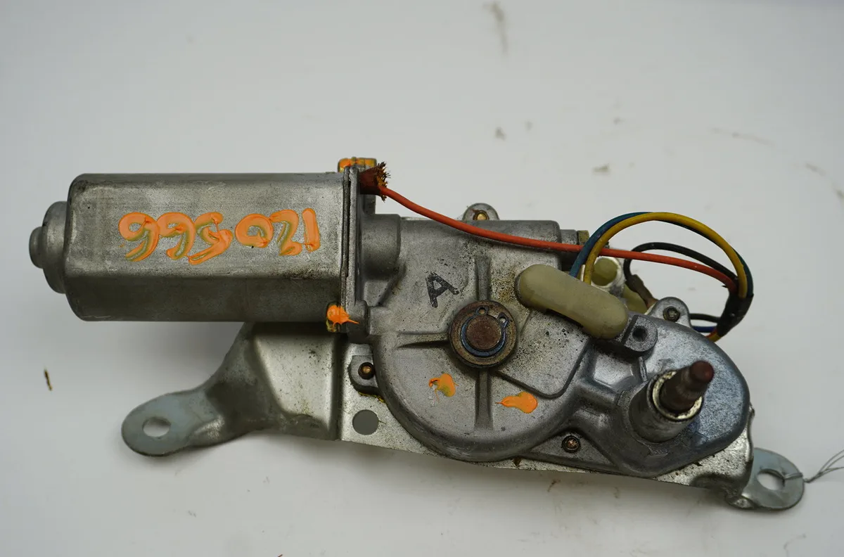 Moteur essuie-glace arrière Suzuki ALTO IV (EF) 1.0 (sh410) (1994-2002) occasion