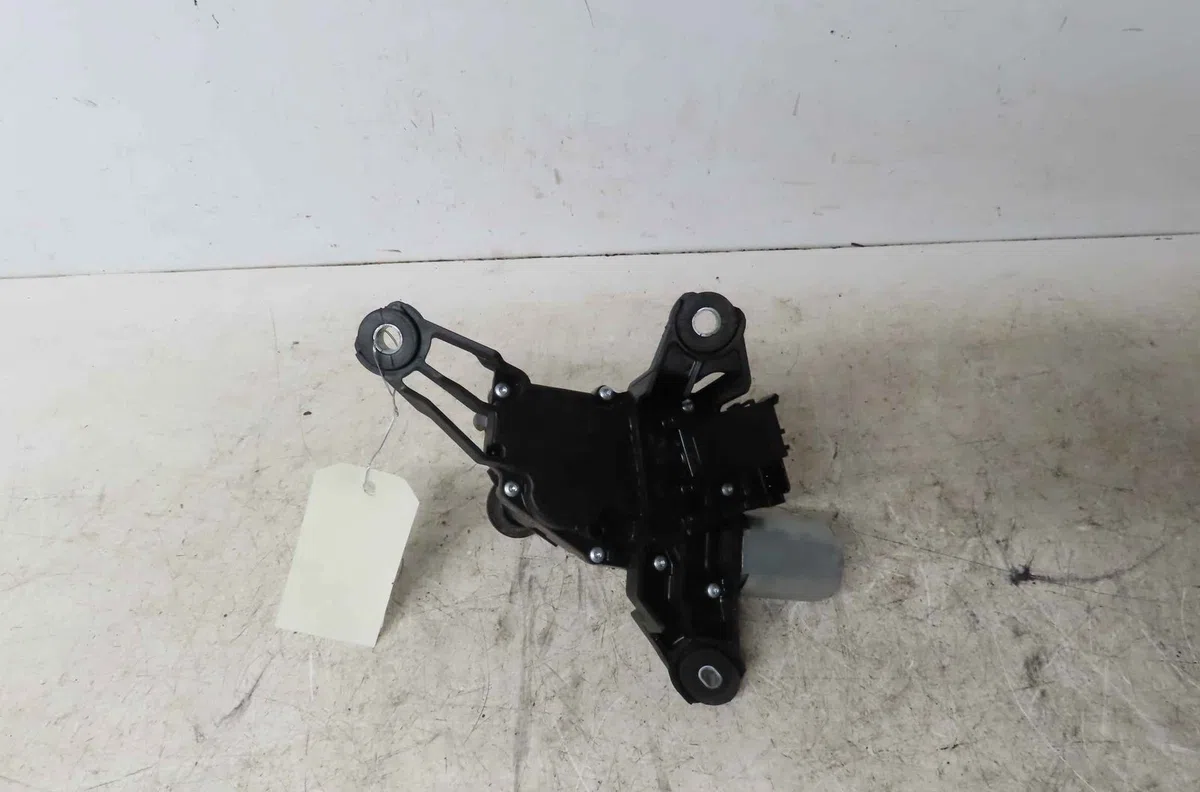 Moteur essuie-glace arrière TOYOTA YARIS II occasion