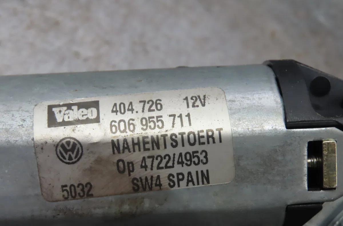 Moteur essuie-glace arrière Volkswagen POLO (9N_, 9A_) 1.4 tdi (2001-2005) occasion