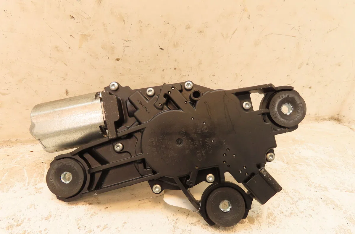 Moteur essuie-glace arrière Volvo V50 (545) 2.0 d (2004-2010) occasion