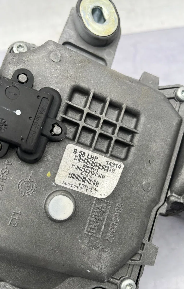 Moteur essuie-glace av droit CITROEN C4 GRAND PICASSO 1 occasion