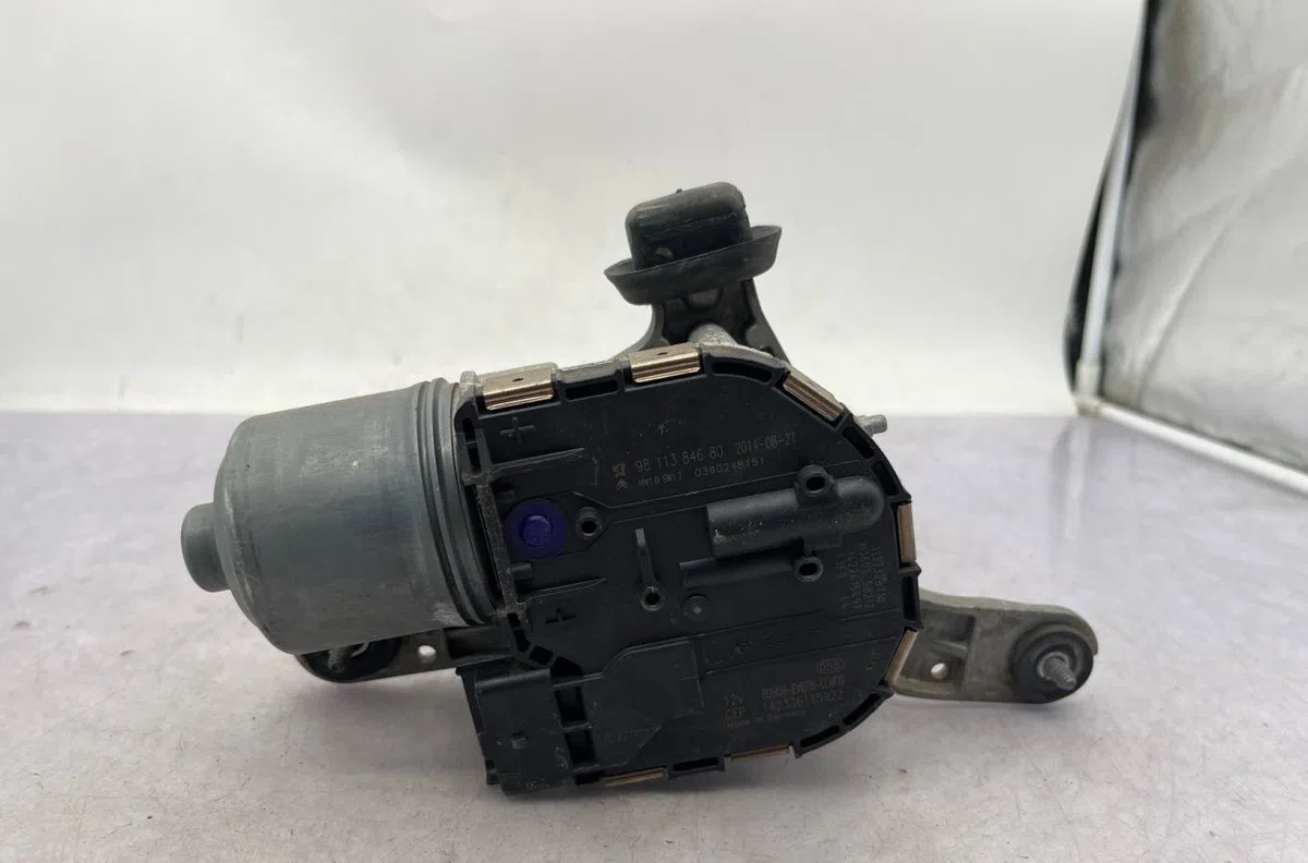 Moteur essuie-glace av droit CITROEN C4 PICASSO 2 PHASE 1 occasion