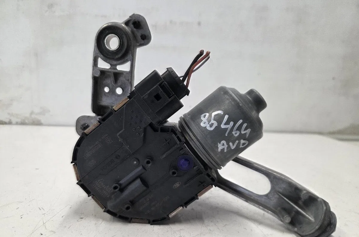 Moteur essuie-glace av droit FORD FOCUS 3 PHASE 2 occasion