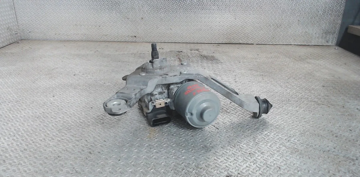 Moteur essuie-glace av droit Ford FOCUS III Turnier 1.6 tdci (2010) occasion
