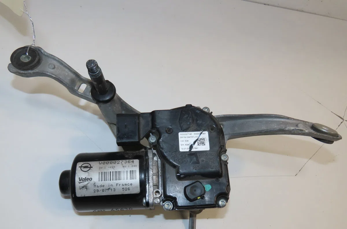 Moteur essuie-glace av droit Opel ZAFIRA TOURER C (P12) 1.6 cdti (75) (2013) occasion