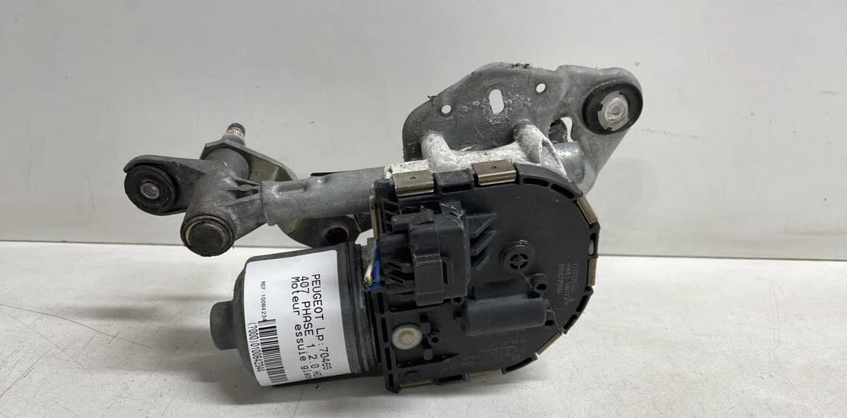 Moteur essuie-glace av droit Peugeot 407 (6D_) 2.0 hdi 135 (6drhrh, 6drhre, 6drhrg, 6drhrj) (2004-2010) 4 portes occasio