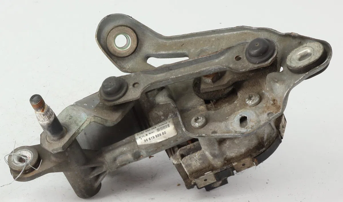 Moteur essuie-glace av droit Peugeot 407 Coupé (6C_) 2.0 hdi (2005) occasion