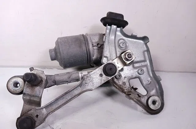 Moteur essuie-glace av droit Peugeot 5008 (0U_, 0E_) 1.6 hdi (2010-2017) occasion