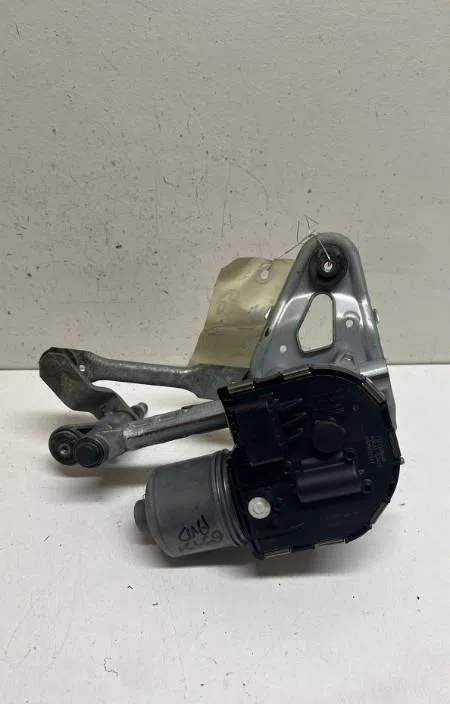 Moteur essuie-glace av droit Peugeot 5008 (0U_, 0E_) 2.0 hdi 150 - bluehdi 150 (2009-2017) 5 portes occasion