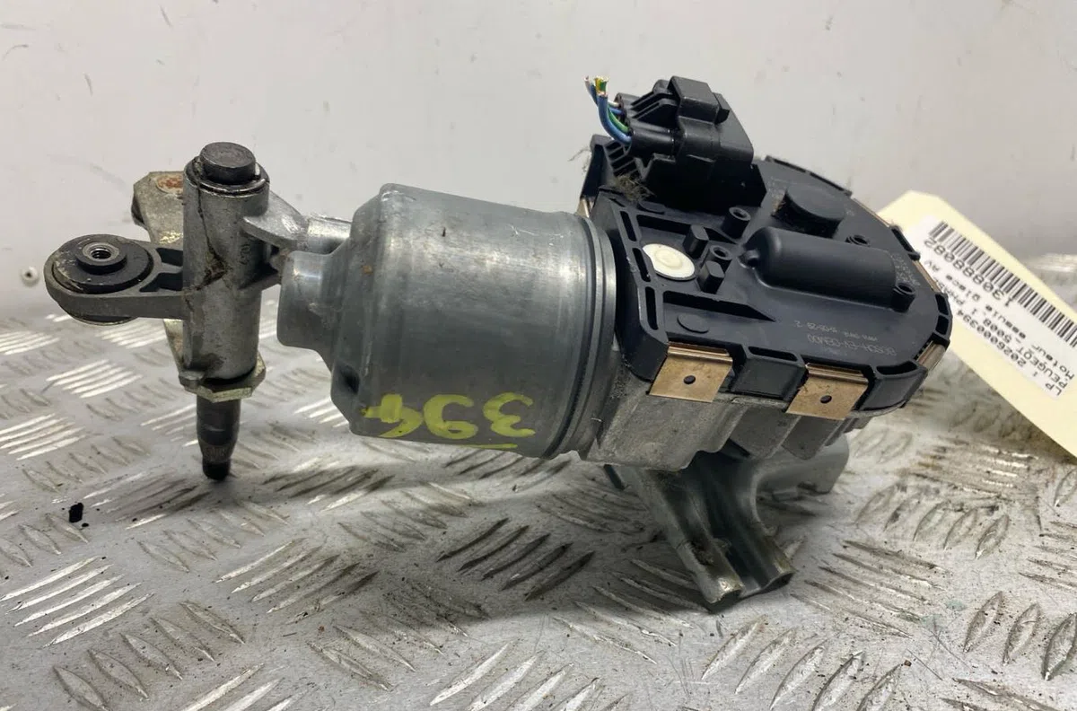 Moteur essuie-glace av droit PEUGEOT 5008 1 PHASE 1 occasion