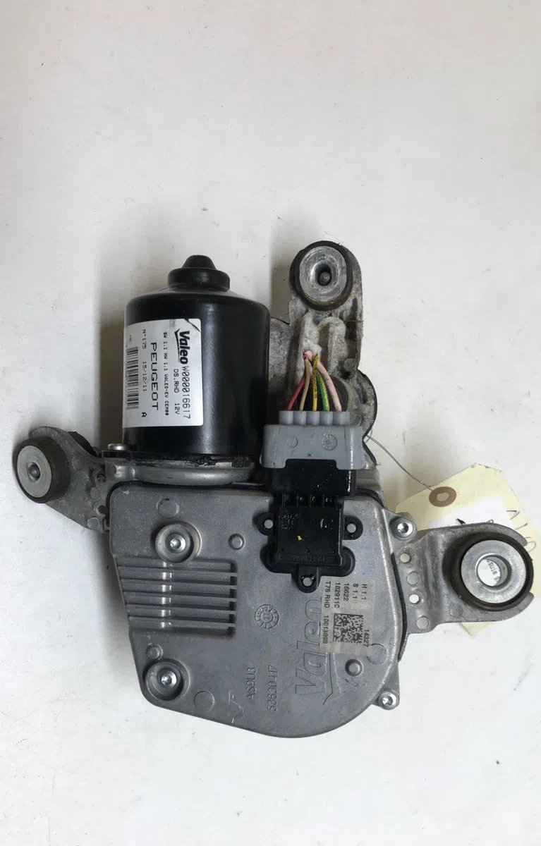 Moteur essuie-glace av droit PEUGEOT RCZ PHASE 1 COUPE occasion