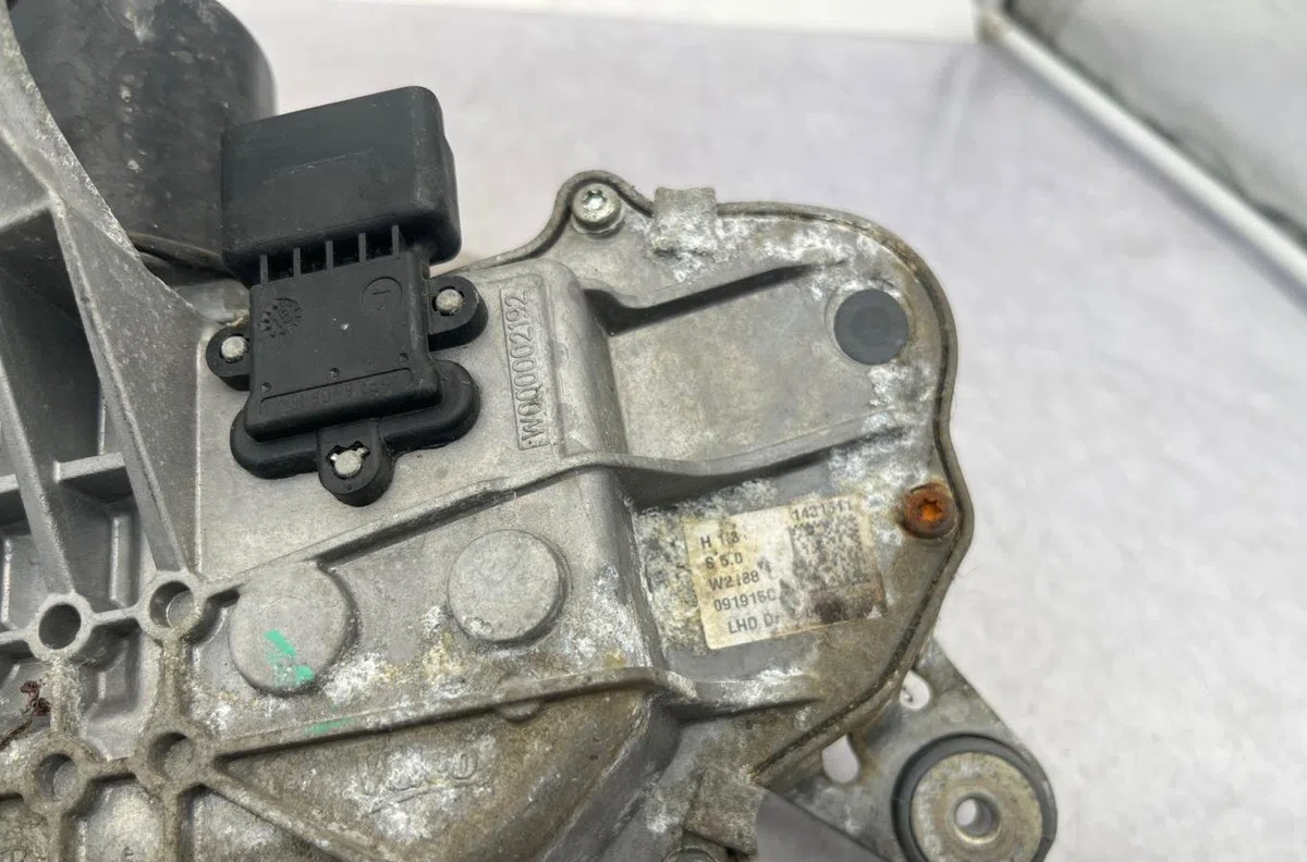 Moteur essuie-glace av droit RENAULT SCENIC 3 PHASE 3 occasion