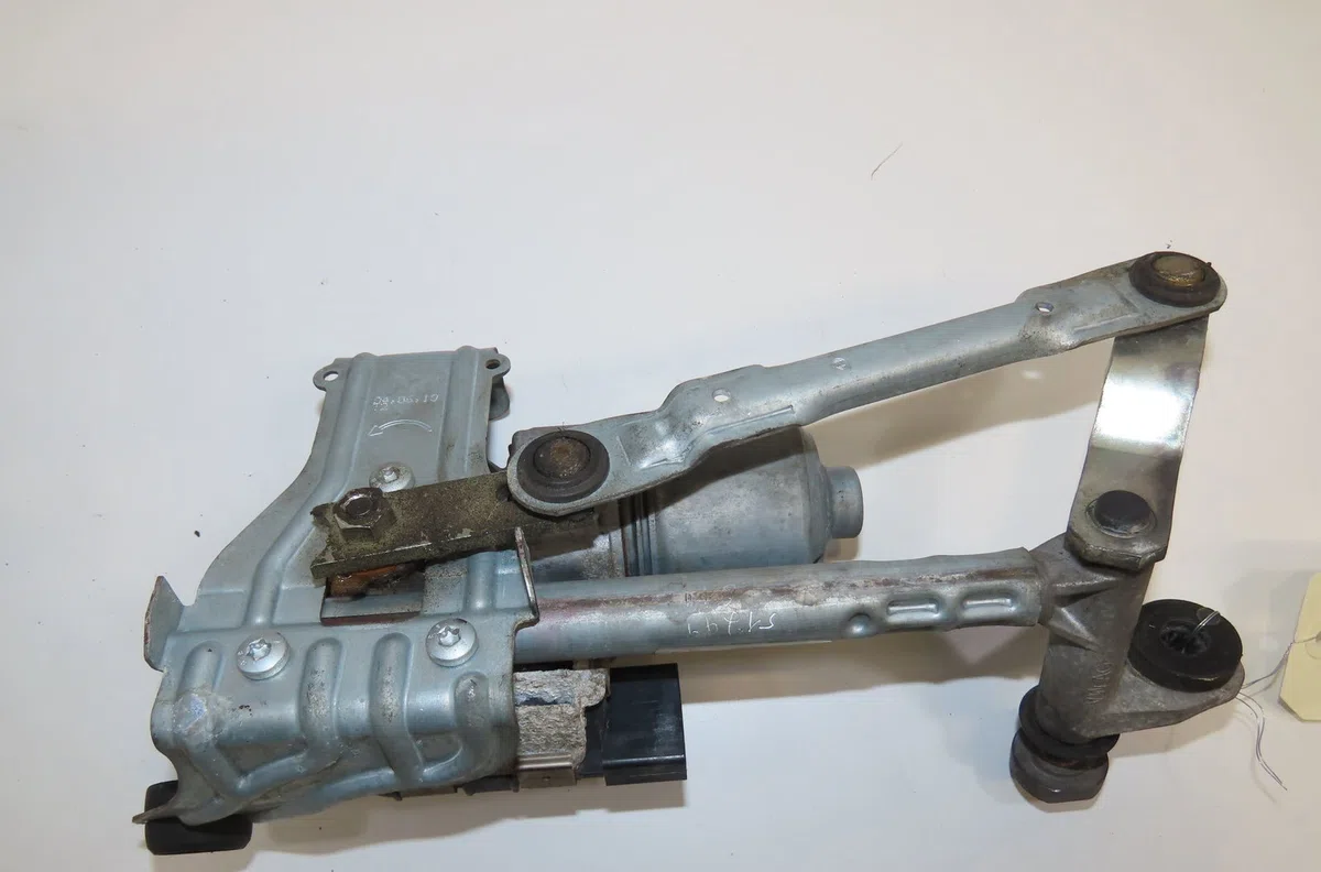 Moteur essuie-glace av droit Seat LEON (1P1) 2.0 tdi (2005-2010) occasion