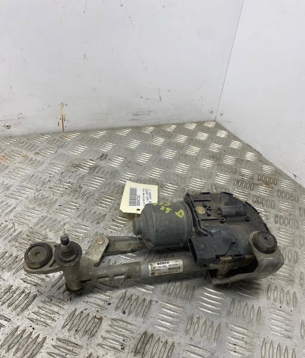 Moteur essuie-glace av droit VOLKSWAGEN TOURAN 1 PHASE 2 occasion