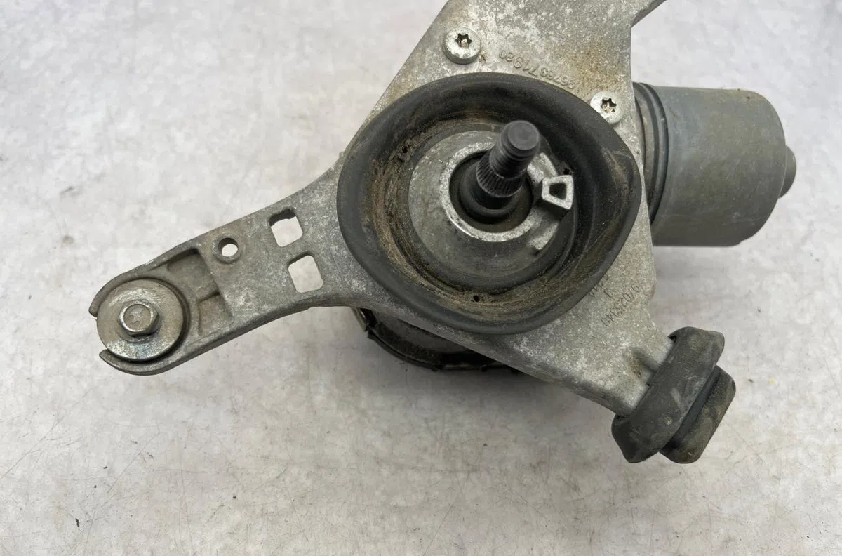 Moteur essuie-glace av gauche CITROEN C4 PICASSO 2 PHASE 1 occasion