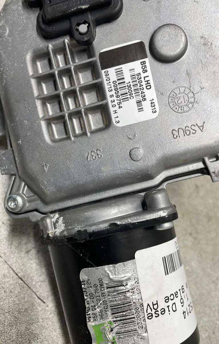 Moteur essuie-glace av gauche Citroen C4 PICASSO I Monospace (UD_) 1.6 hdi 110 (2010-2013) 5 portes occasion