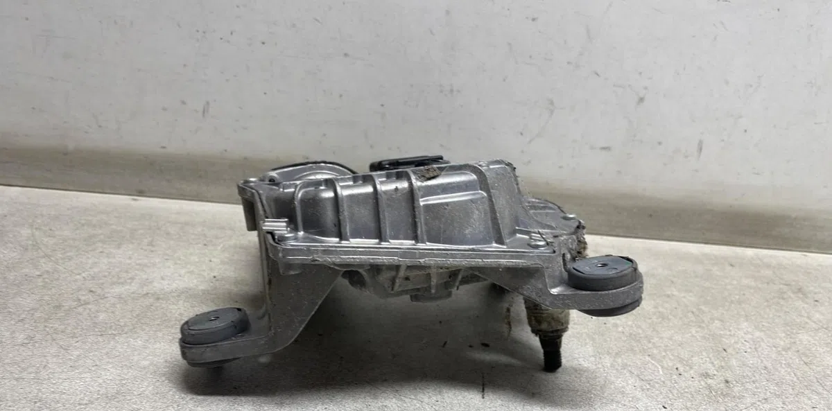Moteur essuie-glace av gauche Ds DS 5 (KF_) 2.0 bluehdi 180 (2015-2018) occasion
